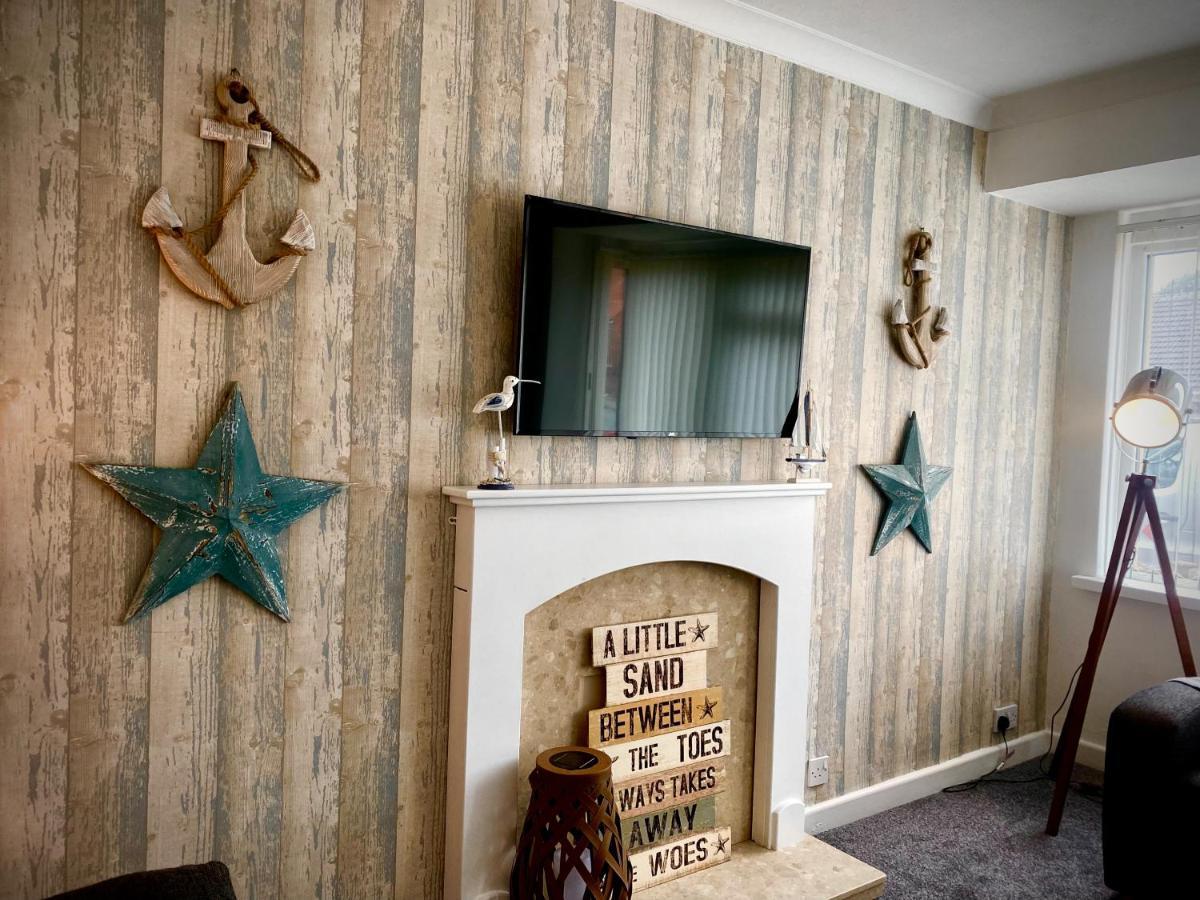 Remarkable 3-Bed Hot Tub House In Blackpool Extérieur photo